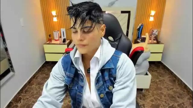 Thumbnail 2, karolandluna's Stream at Chaturbate, 2 days ago