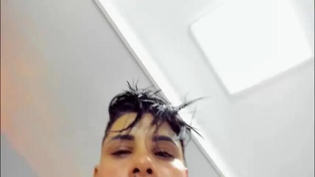 Image 7 of karolandluna Stream on Chaturbate on 10 days ago