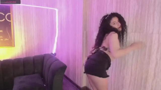Thumbnail 2, karolfrizzy_t_'s Stream at Chaturbate, 22 months ago