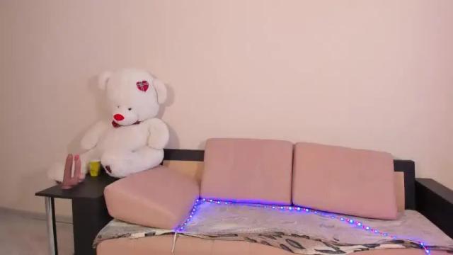 Image 6 of karolina_0pal Stream on Chaturbate on 17 months ago