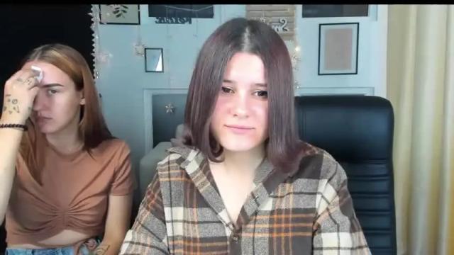 Image 6 of karolina_evanss Stream on Chaturbate on 21 months ago