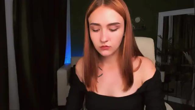 Image 2 of karolina_evanss Stream on Chaturbate on 21 months ago