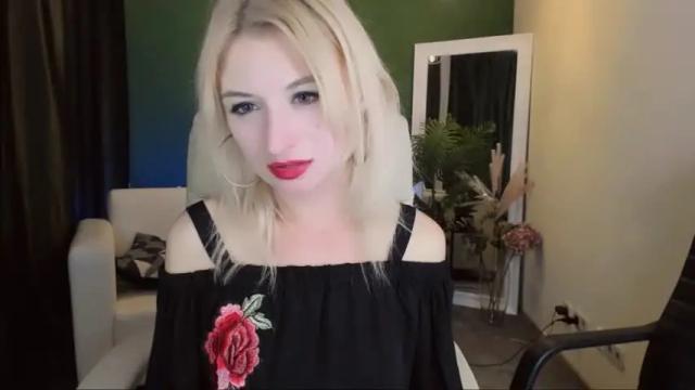 Image 11 of karolina_evanss Stream on Chaturbate on 20 months ago