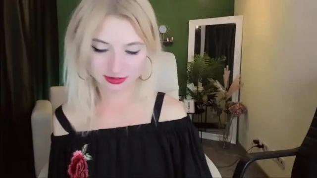 Image 12 of karolina_evanss Stream on Chaturbate on 20 months ago
