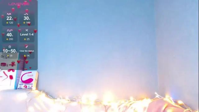 Image 7 of karolina_hottie_ Stream on Chaturbate on 16 days ago