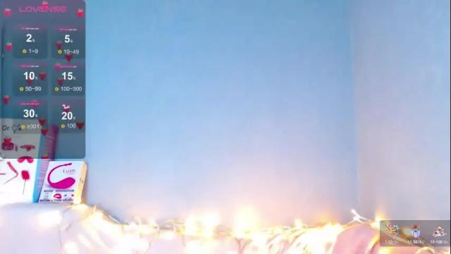 Image 8 of karolina_hottie_ Stream on Chaturbate on 16 days ago