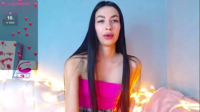 Image 12 of karolina_hottie_ Stream on Chaturbate on 17 days ago