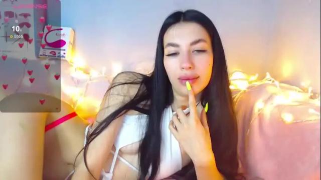 Image 10 of karolina_hottie_ Stream on Chaturbate on 15 days ago
