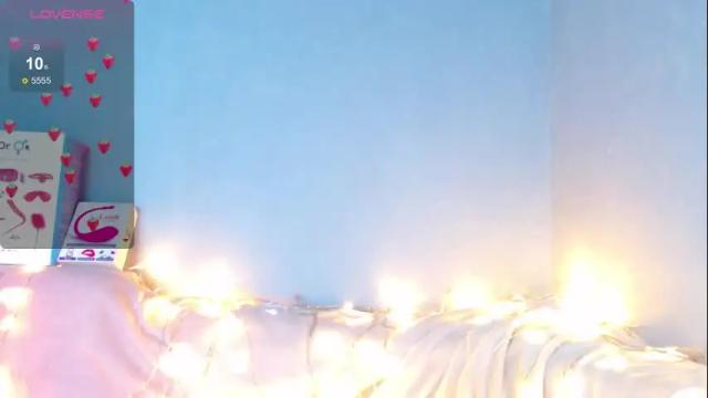 Image 12 of karolina_hottie_ Stream on Chaturbate on 12 days ago