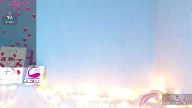 Image 4 of karolina_hottie_ Stream on Chaturbate on 12 days ago