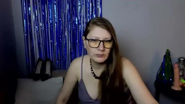 Image 2 of karolina_hristo1 Stream on Chaturbate on 15 months ago