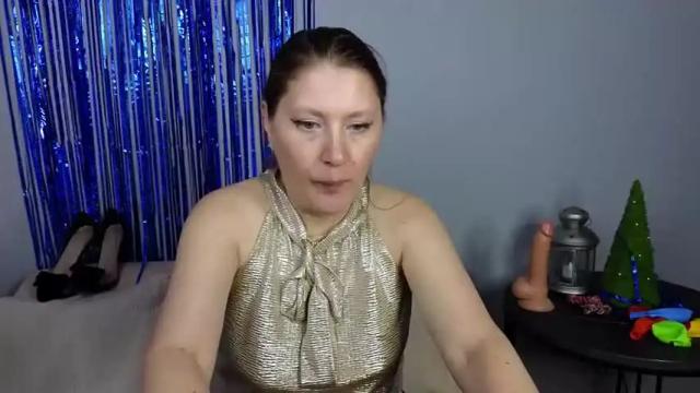 Image 2 of karolina_hristo1 Stream on Chaturbate on 15 months ago