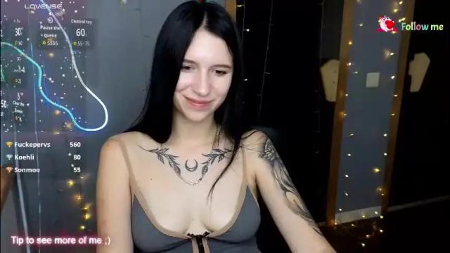 Image 4 of karolinablack Stream on Chaturbate on 2 months ago