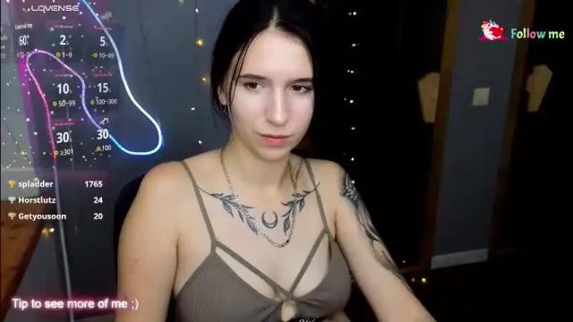 Image 2 of karolinablack Stream on Chaturbate on 1 month ago