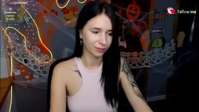 Image 4 of karolinablack Stream on Chaturbate on 1 day ago