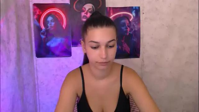 Image 12 of karolinamex_ Stream on Chaturbate on 1 month ago