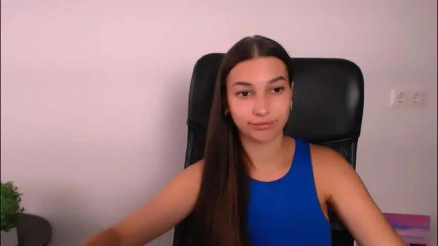 Image 4 of karolinamex_ Stream on Chaturbate on 27 days ago