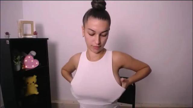 Image 4 of karolinamex_ Stream on Chaturbate on 4 months ago