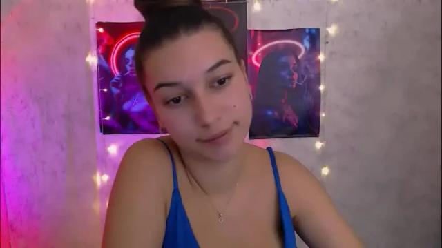 Image 12 of karolinamex_ Stream on Chaturbate on 5 days ago