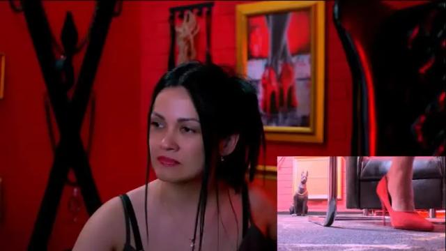 Image 8 of karolinarobinson Stream on Chaturbate on 4 months ago