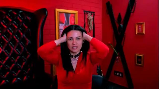 Image 11 of karolinarobinson Stream on Chaturbate on 4 months ago