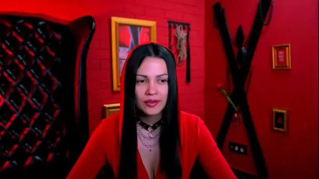 Image 3 of karolinarobinson Stream on Chaturbate on 4 months ago