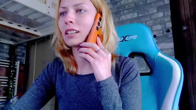 Image 11 of karoline121 Stream on Chaturbate on 29 days ago