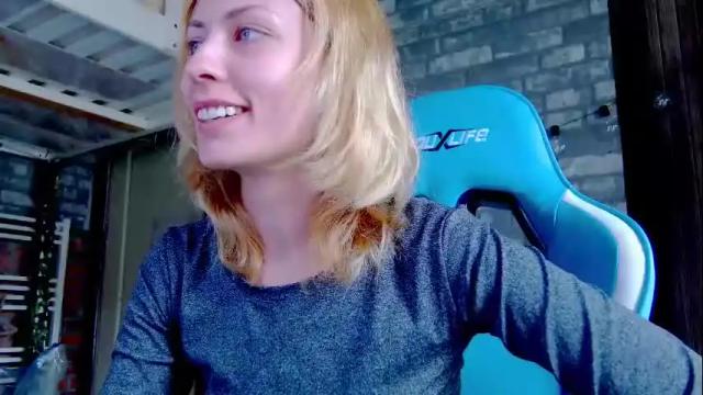 Image 12 of karoline121 Stream on Chaturbate on 29 days ago