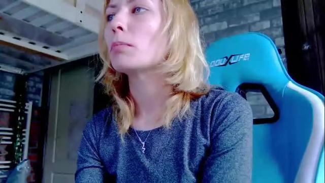 Image 2 of karoline121 Stream on Chaturbate on 29 days ago