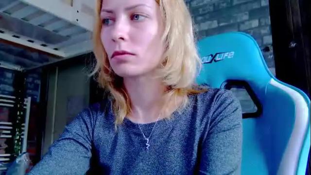 Image 3 of karoline121 Stream on Chaturbate on 29 days ago