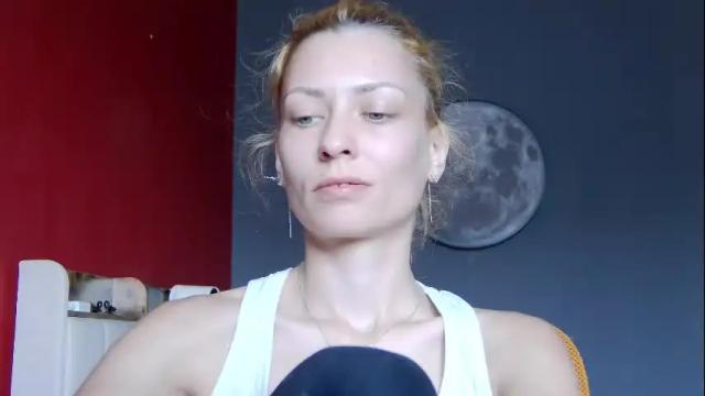 Image 10 of karoline121 Stream on Chaturbate on 6 days ago