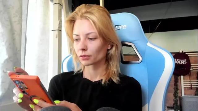Thumbnail 2, karoline121's Stream at Chaturbate, 1 month ago
