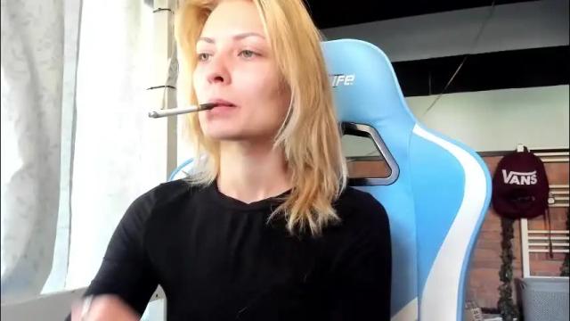 Image 6 of karoline121 Stream on Chaturbate on 1 month ago