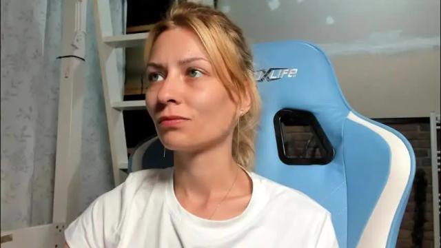 Thumbnail 3, karoline121's Stream at Chaturbate, 1 month ago