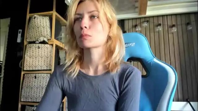 Image 12 of karoline121 Stream on Chaturbate on 1 month ago