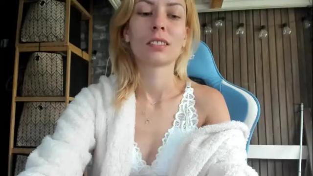 Thumbnail 3, karoline121's Stream at Chaturbate, 24 days ago