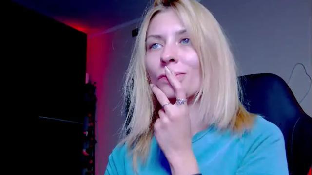 Thumbnail 3, karoline121's Stream at Chaturbate, 21 days ago