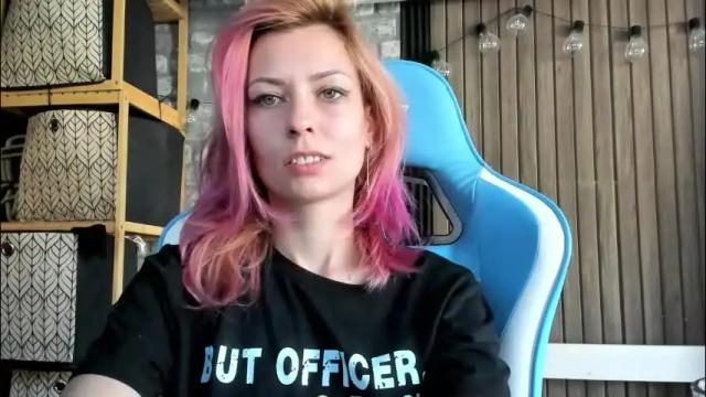 Image 11 of karoline121 Stream on Chaturbate on 1 day ago