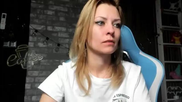 Thumbnail 1, karoline121's Stream at Chaturbate, 6 days ago