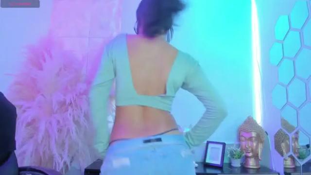Image 7 of karoline_jones1 Stream on Chaturbate on 19 months ago