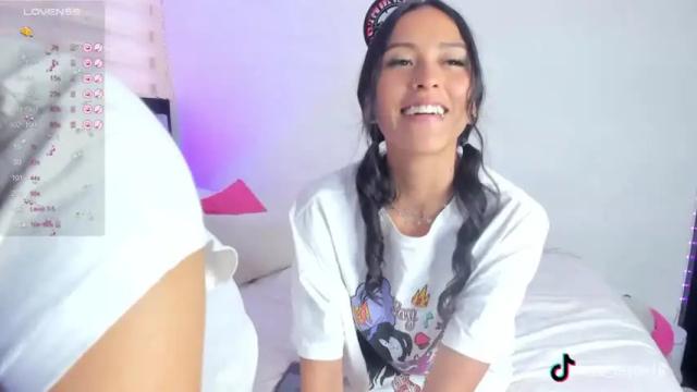 Thumbnail 1, karoline_jones1's Stream at Chaturbate, 18 months ago