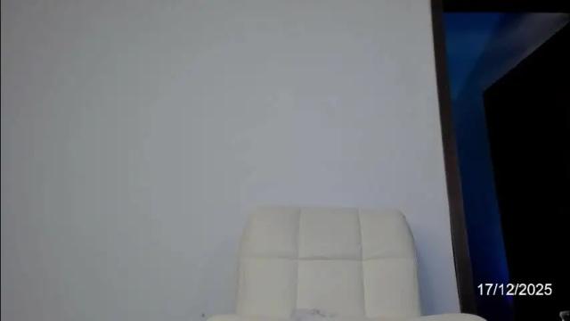 Image 3 of karoline_marin Stream on Chaturbate on 1 month ago