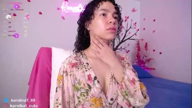Image 3 of karolkat_1 Stream on Chaturbate on 1 month ago
