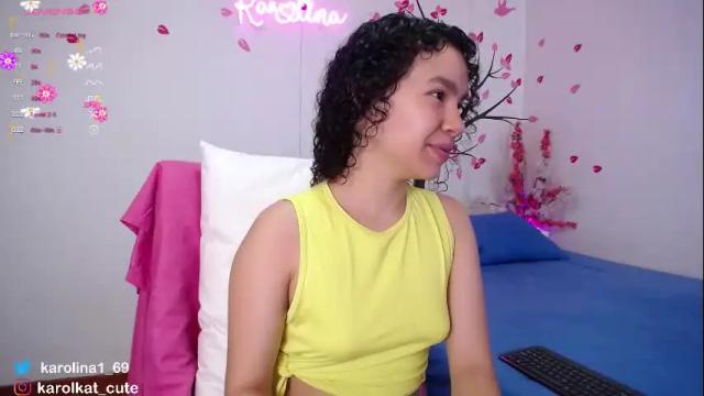 Image 3 of karolkat_1 Stream on Chaturbate on 1 month ago