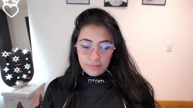 Thumbnail 1, karoll_gh's Stream at Chaturbate, 16 months ago