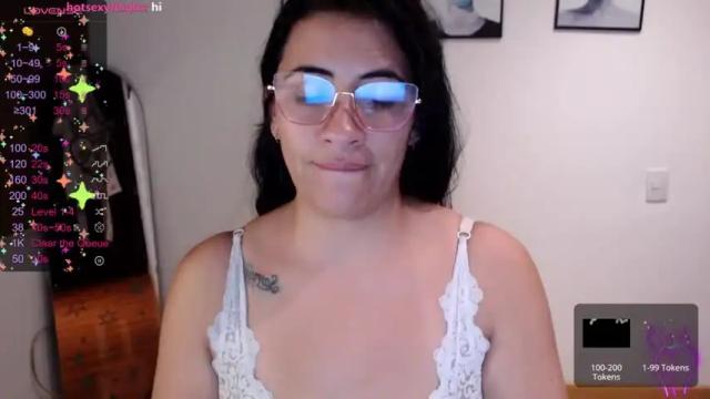 Image 7 of karoll_gh Stream on Chaturbate on 16 months ago