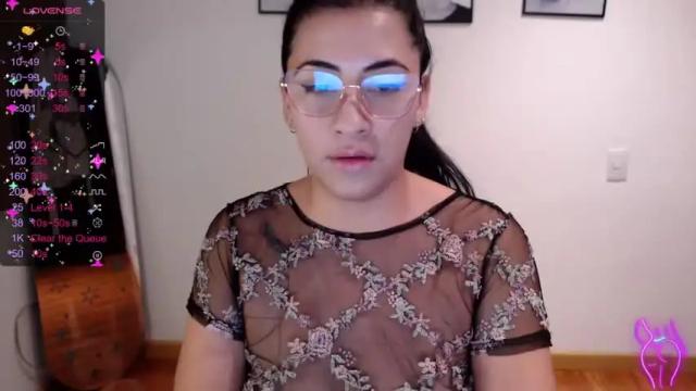 Image 7 of karoll_gh Stream on Chaturbate on 16 months ago