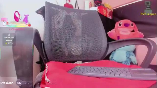 Image 6 of karoll_scoott Stream on Chaturbate on 2 months ago