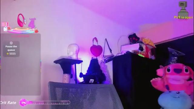 Image 7 of karoll_scoott Stream on Chaturbate on 2 months ago