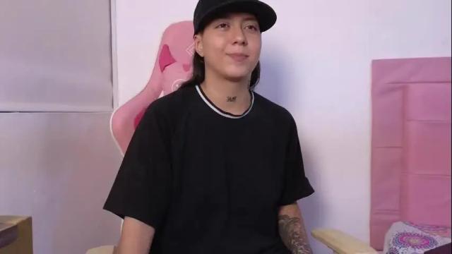 Image 7 of karollhorny Stream on Chaturbate on 14 days ago